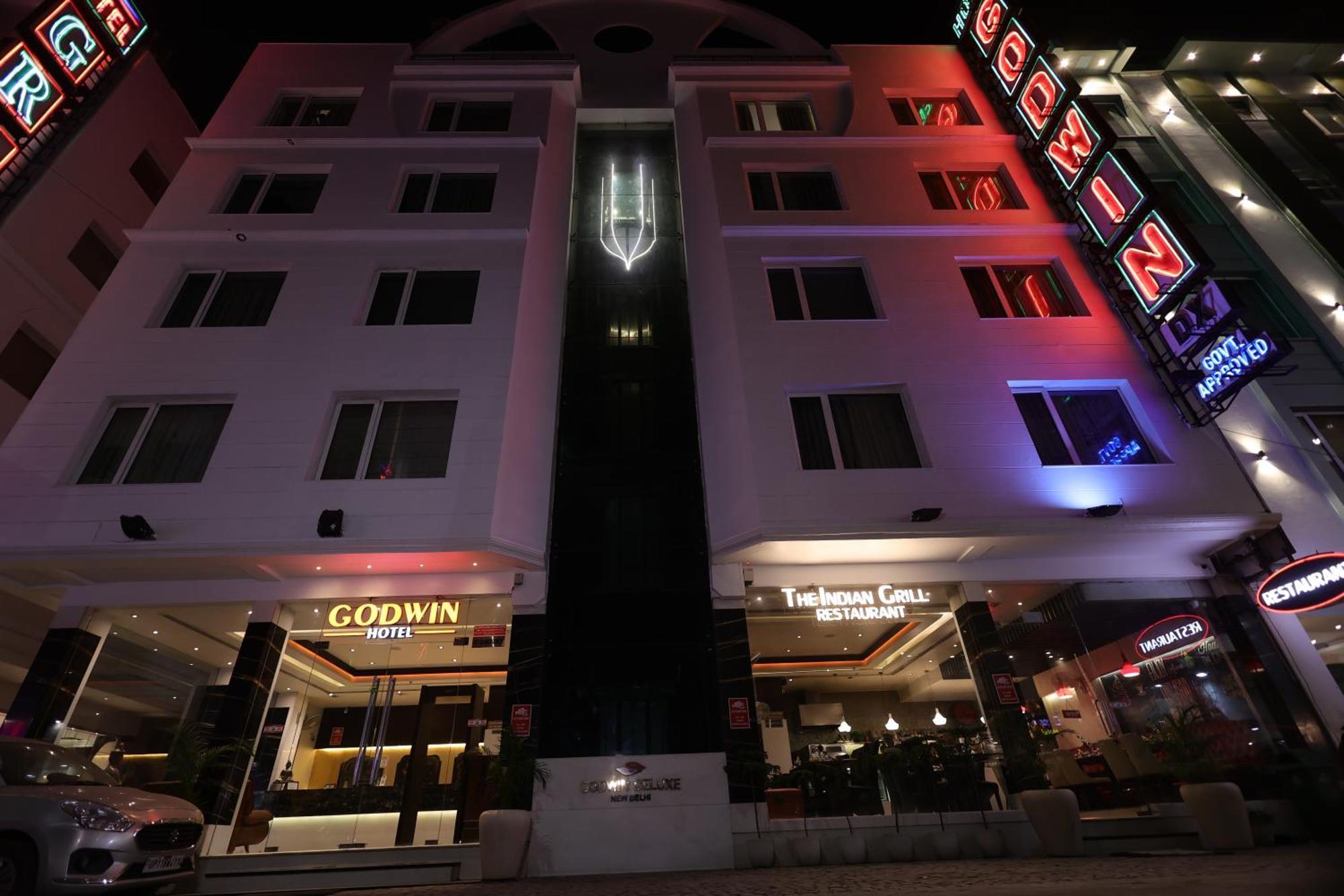 Godwin Deluxe Near Railway Stn Offers Free Airport Pick-up 4* New Delhi