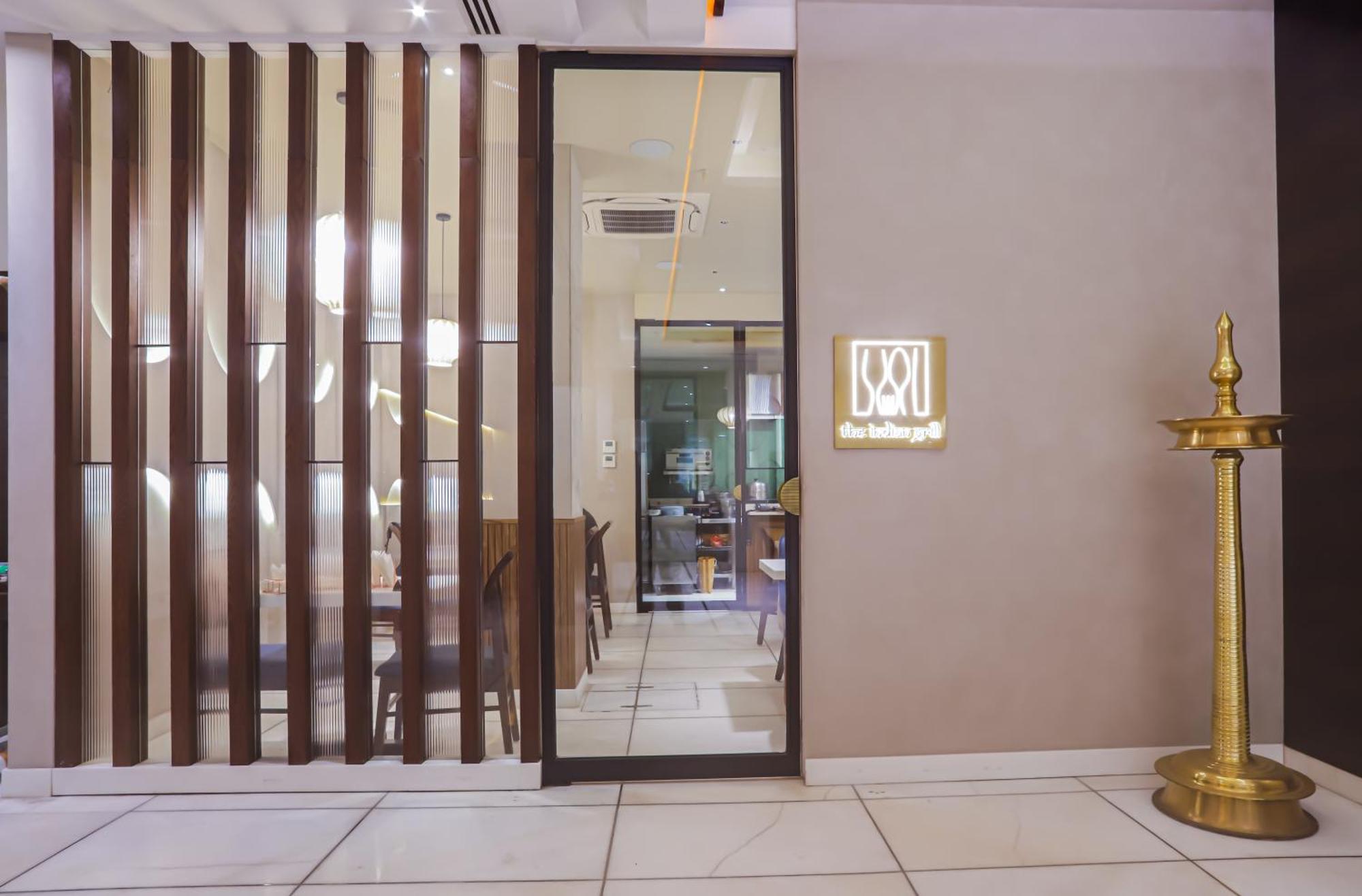 Godwin Deluxe Near Railway Stn Offers Free Airport Pick-up Hotel New Delhi