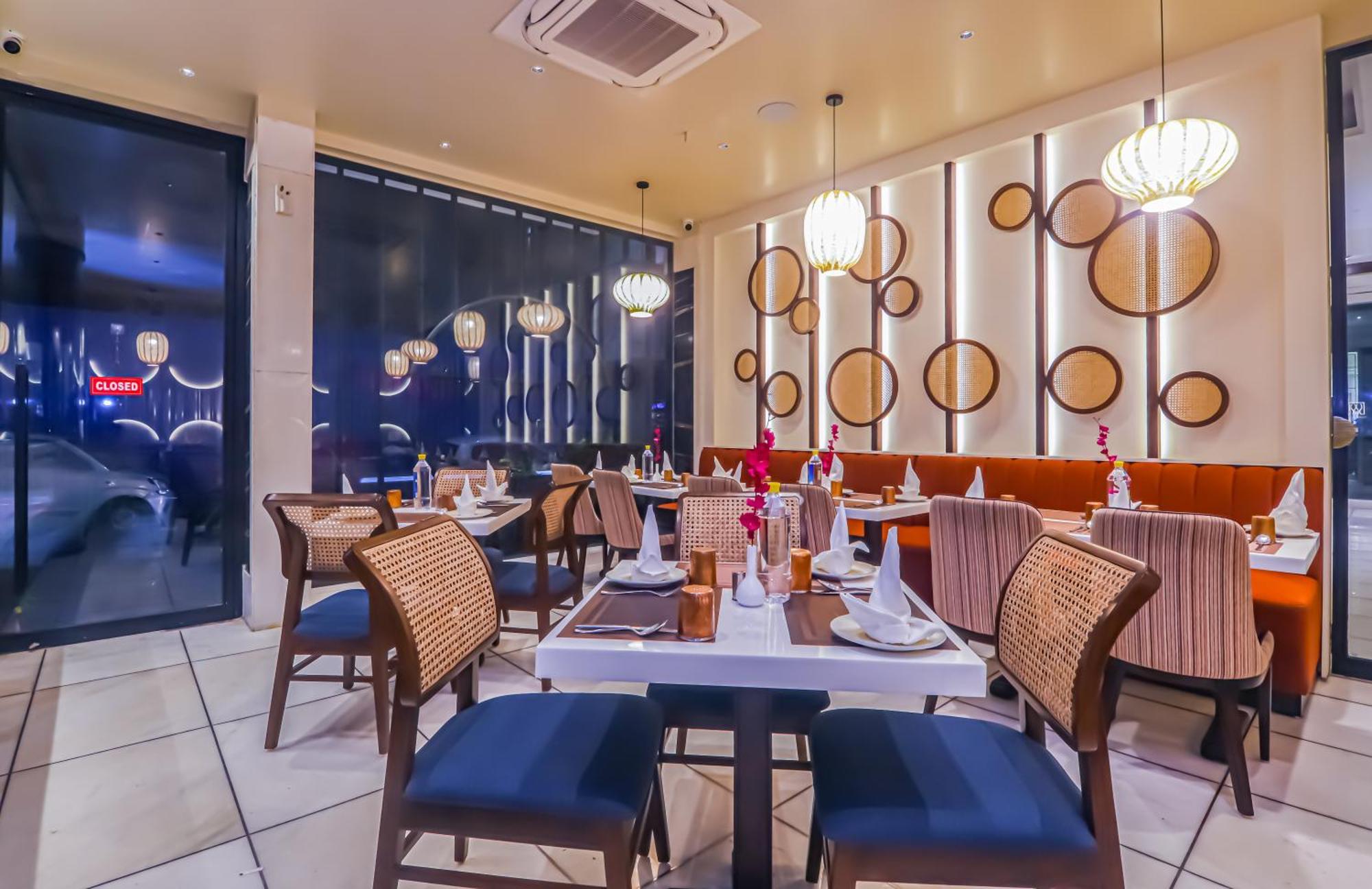 Hotel Godwin Deluxe Near Railway Stn Offers Free Airport Pick-up New Delhi